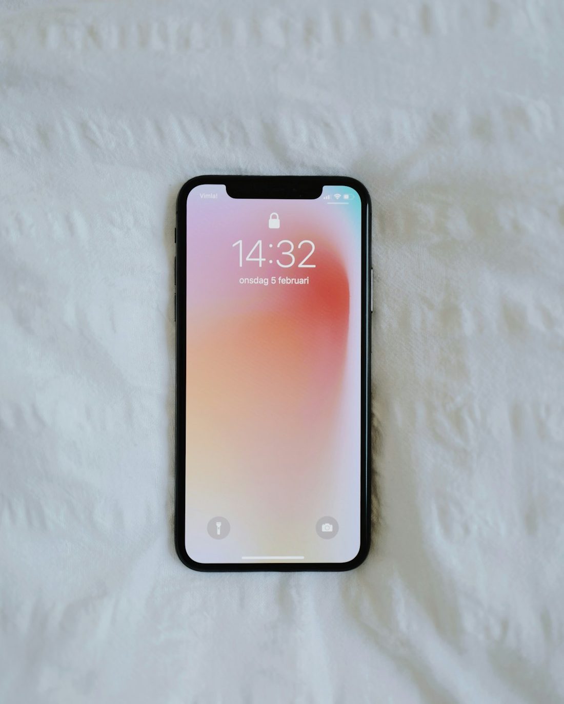 巅峰国际 APP 数据表界面示意